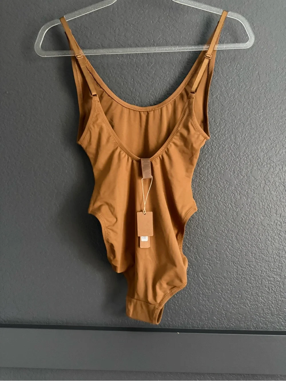 SKIMS • NWT Scoop Neck One-Piece Swimsuit in almond brown XS